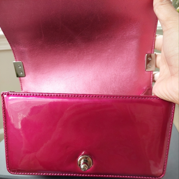 Chanel Patent Mettalic Pink Le Boy Small - Picture 14 of 16